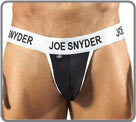 Ligne Activewear, esprit sport. Large ceinture marque JOE SNYDER. Contour de...